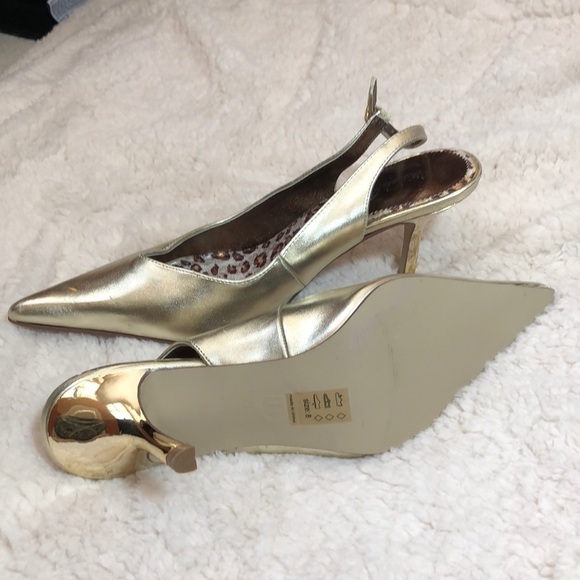🆕 BN pair of gold pointed heels - Michael Antonio - Picture 3 of 7
